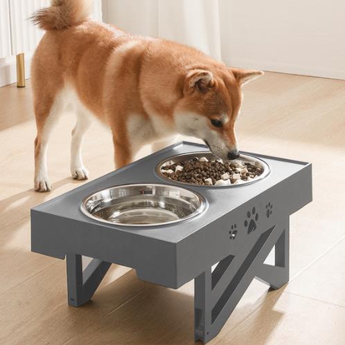 Adjustable Dog Feeder The Hallenbeck Company Store